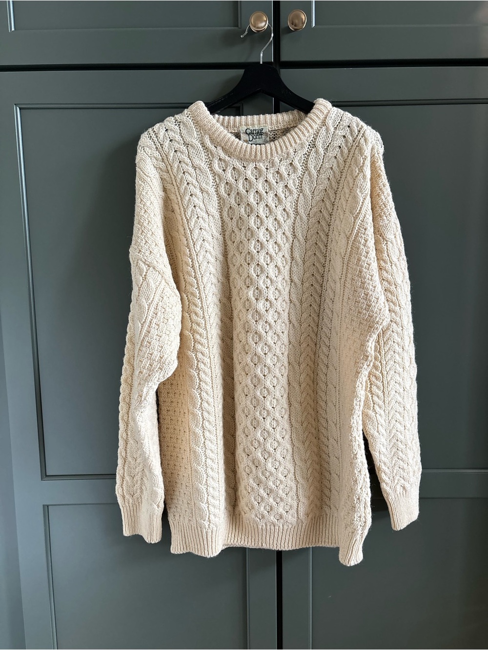 CARRAIG DONN Aran Irish Chunky Cable Knit Pure Wool Fisherman Cream Sweater, XL